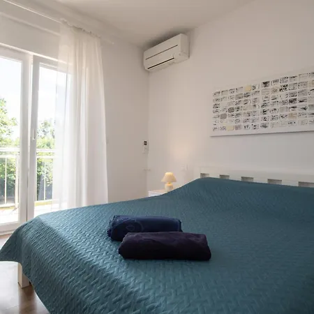 Paola Case de vacanță