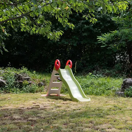 Paola Case de vacanță