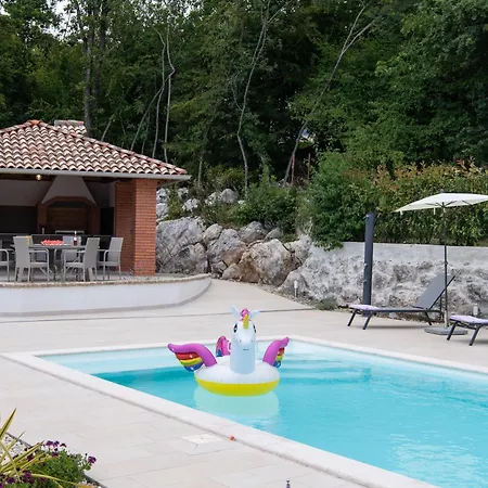 Paola Case de vacanță Kastav