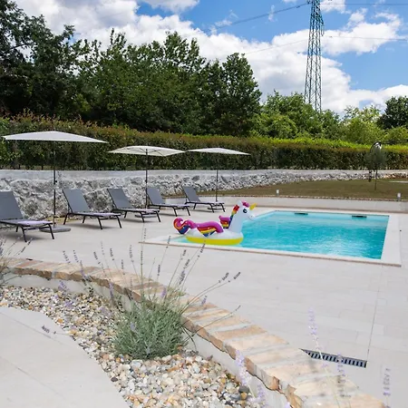 Paola Case de vacanță *