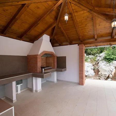Holiday home Paola Kastav