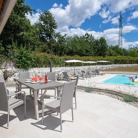 Holiday home Paola