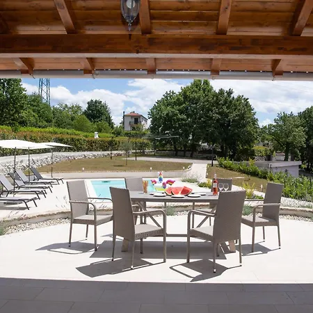 Holiday home Paola *