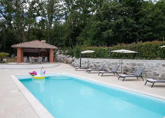Paola Hébergement de vacances *