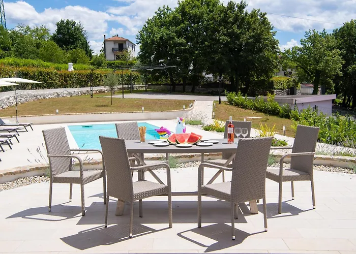 Paola * カスタヴ